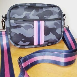 Haute Shore Drew Neoprene Crossbody Camo Purse Womens Grey Pink Bag Streetwear